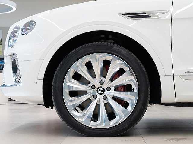 5:Bentley Bentayga EWB Azure First Edition V8, SUV, Glacier White, Bentley Dubai