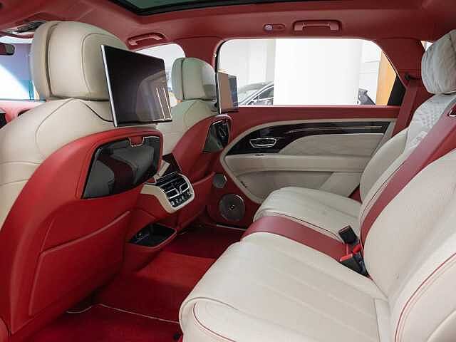 7:Bentley Bentayga EWB Azure First Edition V8, SUV, Glacier White, Bentley Dubai